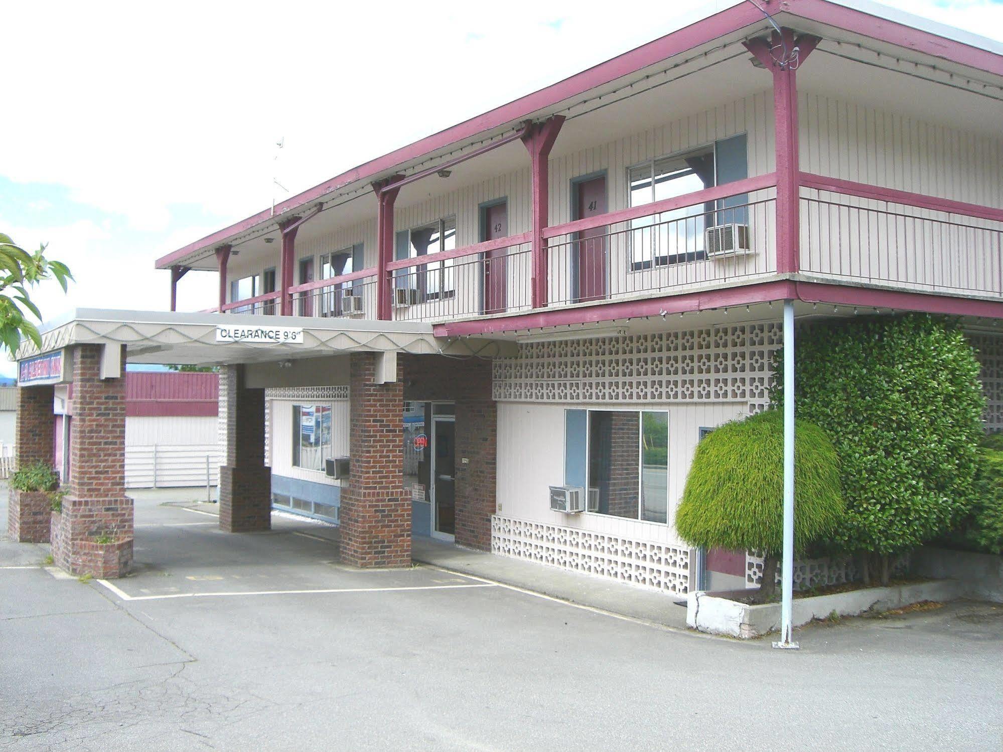艾伯尼港 阿尔伯尼a-1旅馆酒店 外观 照片