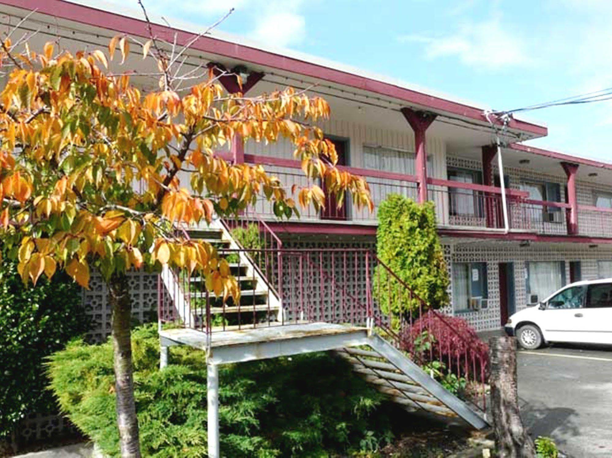 艾伯尼港 阿尔伯尼a-1旅馆酒店 外观 照片